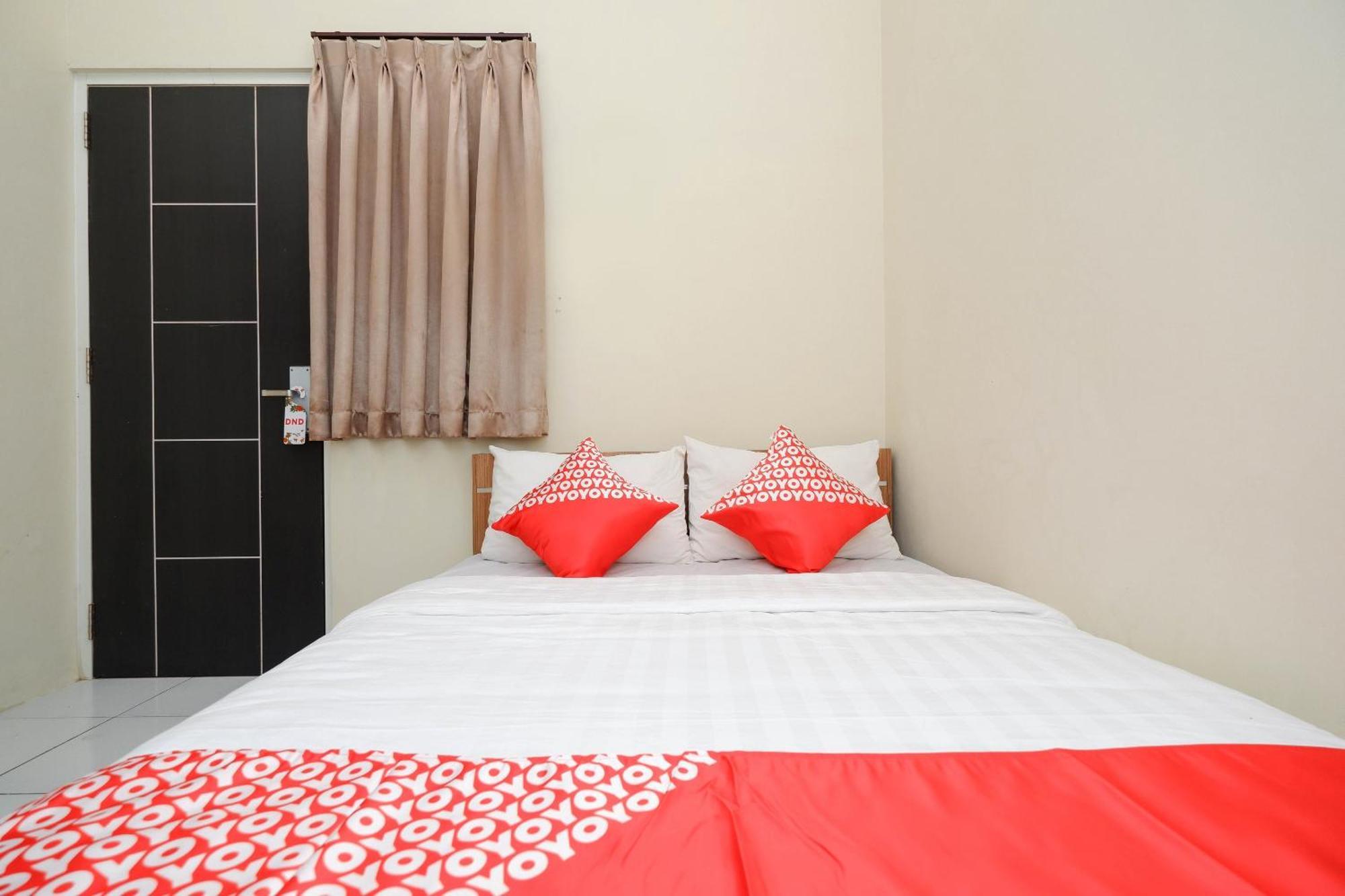 Unta Residence Семаранг Екстериор снимка