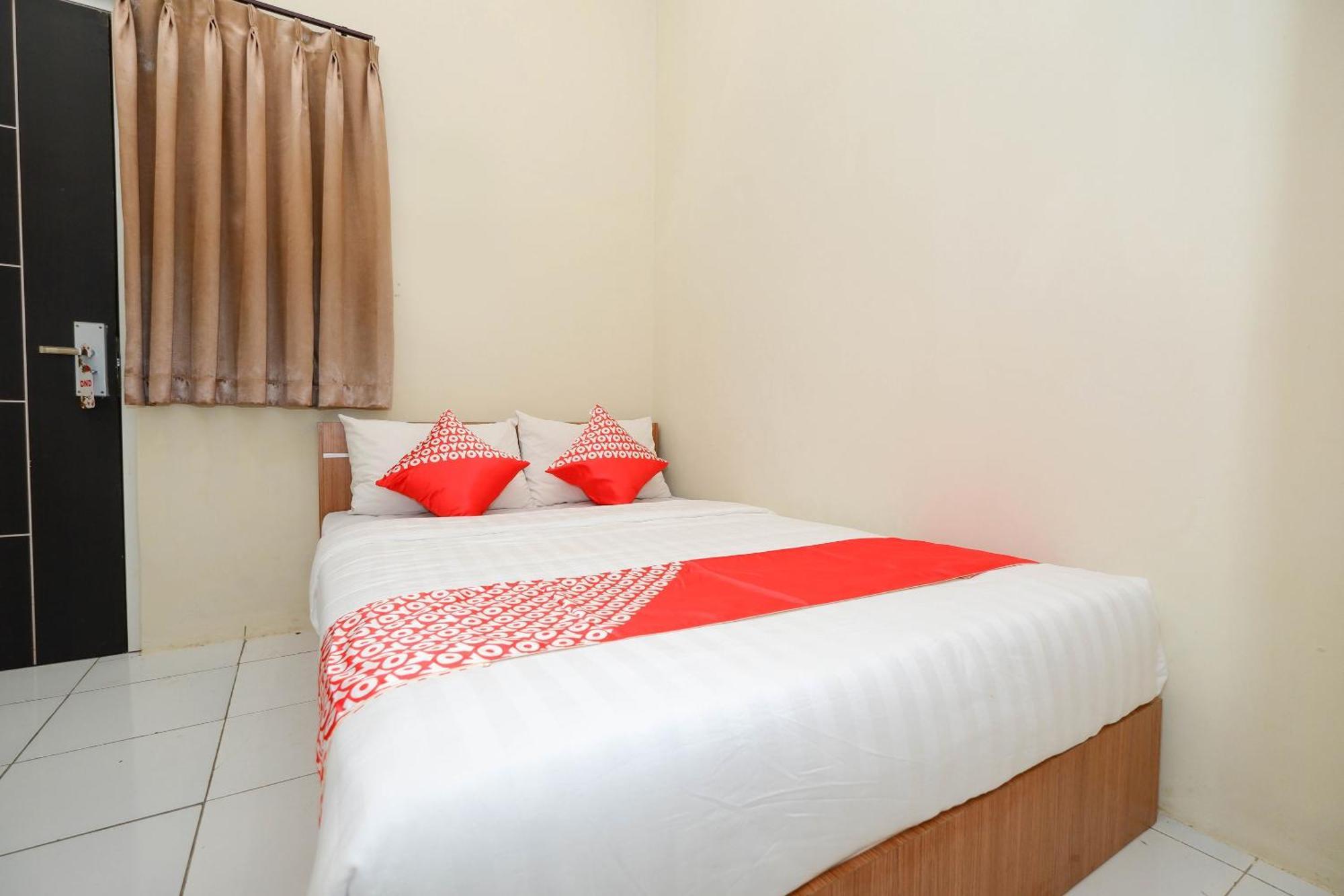 Unta Residence Семаранг Екстериор снимка